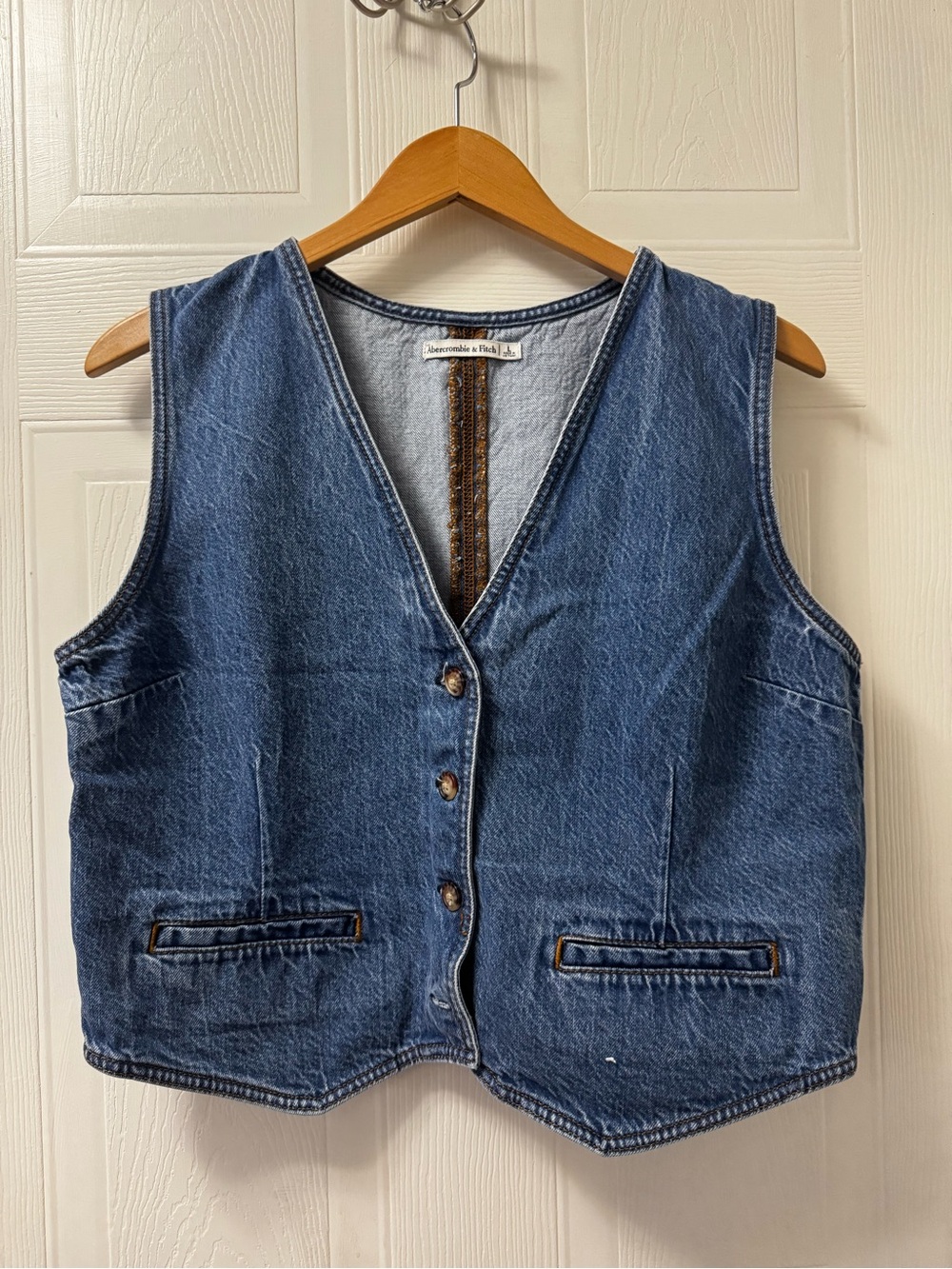 Jeans Subcategory Identification